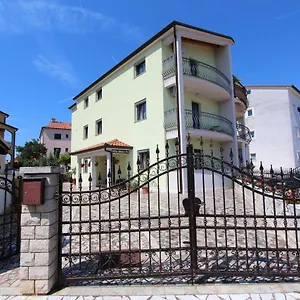  Apartman Mara